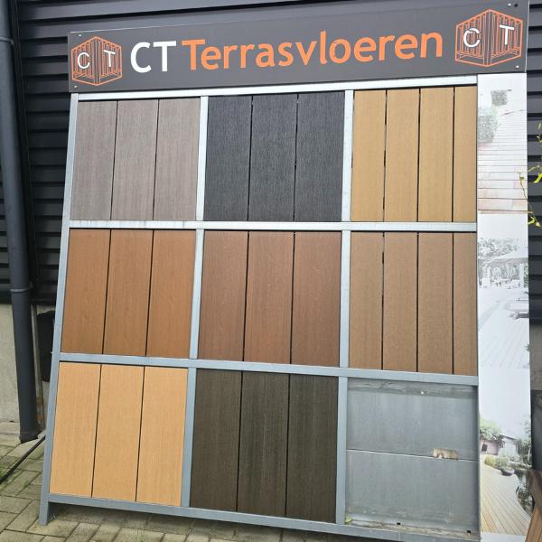 Diverse vloeren voor het terras